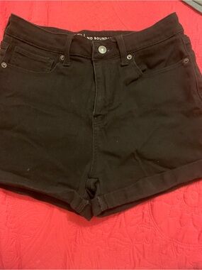 No Boundaries Black High-Rise Denim Shorts size 11